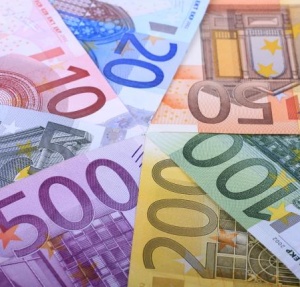 Cine ce cheltuieli suporta la nunta?