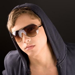  Justin Bieber, pustiul cu lipici la doamne
