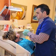 Interviu cu dr Iancu Morad: Barbatii au inceput sa apeleze la tratamentele estetice