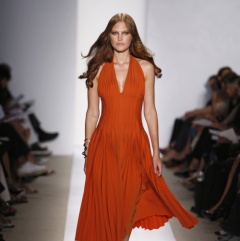 Cand porti Tangerine Tango, culoarea anului 2012
