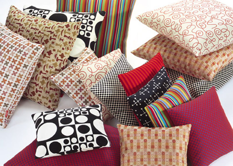 Perne Textiles of the 20th Century si Repeat
