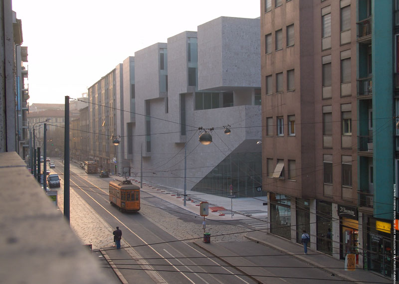Universitatea Luigi Bocconi