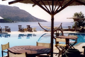 "Rezervarea unui pachet turistic prin early booking reprezinta