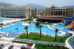 Side � Amara Hotel - 700 de euro