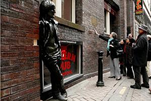 Calatorii pe urmele trupei The Beatles - Cavern Club, Liverpool - Slide 1 din 5