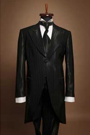 Costum pentru mire