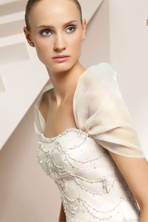 Rochie de mireasa Avangarde Brides.