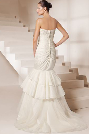 Rochie de mireasa Avangarde Brides.