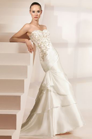 Rochie de mireasa Avangarde Brides.