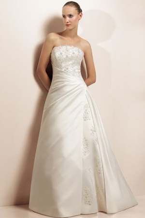 Rochie de mireasa Avangarde Brides.