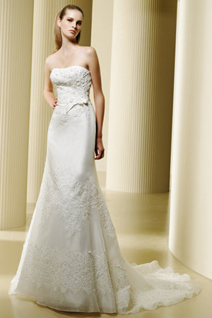 Rochie de mireasa Bien Savvy, colectia 2009.