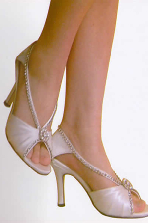 Sandale retro de mireasa