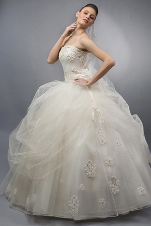 Rochie de mireasa Calin Events.&nbsp;