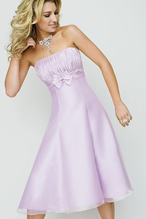 Rochie de ocazie disponibila in magazinele Avangade Brides.