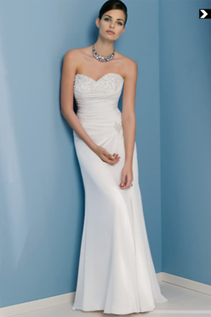 Rochie de mireasa disponibila in magazinele Avangarde Brides, colectia