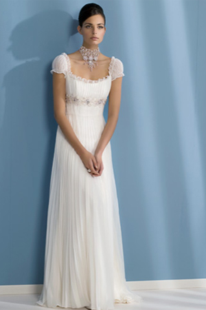 Rochie de mireasa disponibila in magazinele Avangarde Brides, colectia