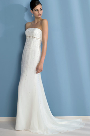 Rochie de mireasa disponibila in magazinele Avangarde Brides, colectia