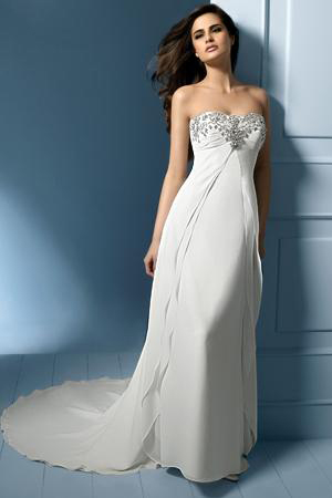 Rochie de mireasa disponibila in magazinele Decosta Design.