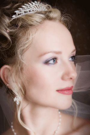 Tendinte make up 2009 - se poarta natural - Machiaj pentru ten luminos si ochi albastri - Slide 1 din 12