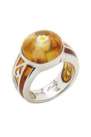 Inel de logodna disponibil in magazinele &nbsp;Be Special.