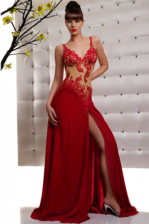 &nbsp;Rochie de seara disponibila in magazinele Bien Savvy.