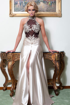 Rochie de ocazie disponibila in magazinele Biensavvy.  &nbsp;
