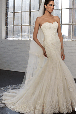 Rochie de mireasa disponibila in magazinele Avangarde Brides, Colectia