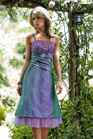 Rochie de ocazie disponibila in magazinele Avangarde Brides, Colectia