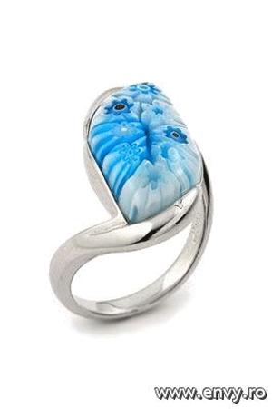 Inel de logodna disponibil in magazinele Be Special.