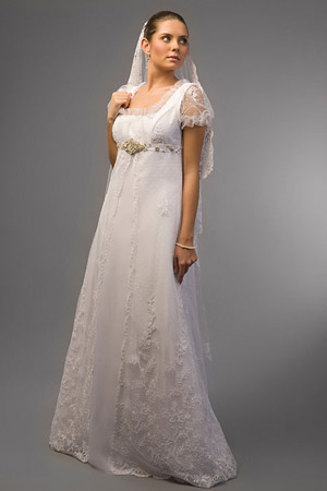 Rochie de mireasa disponibila in magazinele Calin Events.&nbsp;