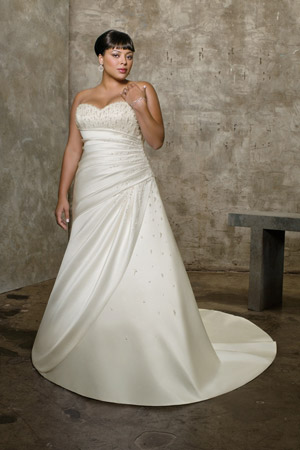 Rochie de mireasa disponibila in magazinele Avangarde Brides, Colectia