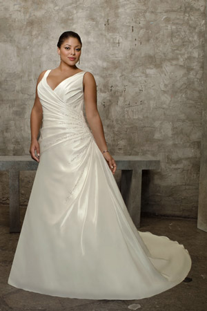 Rochie de mireasa disponibila in magazinele Avangarde Brides, Colectia