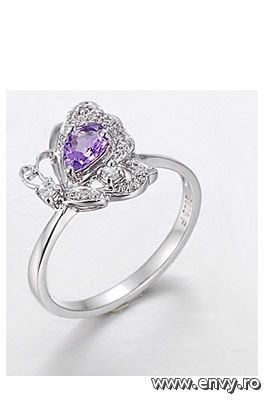 Inel de logodna disponibil in magazinele Be Precious.