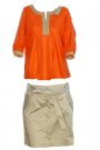 Bluza din matase mandarina/ bej		
Pret: 169.9 lei

Fusta bej		
Pret: