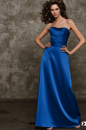 Rochie de ocazie disponibila in Magazinele Avangarde Brides.