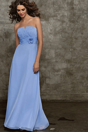 Rochie de ocazie disponibila in Magazinele Avangarde Brides.