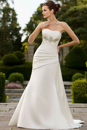 Rochie de mireasa diponibila in Magazinele Avangarde Brides, colectia