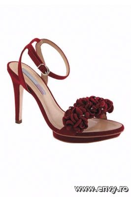 Pantofi de ocazie disponibili in Magazinele Il Passo.