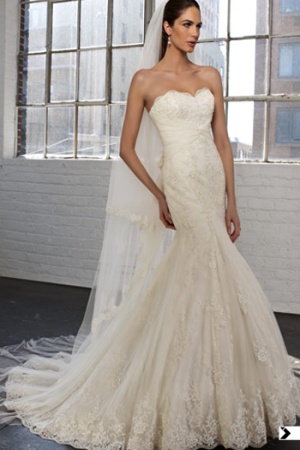 Rochie de mireasa disponibila in Magazinele Avangarde Brides.