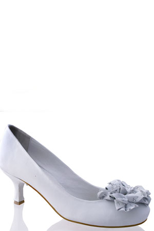Pantofi de mireasa disponibili in magazinele Papucei.ro