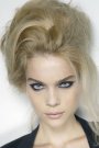 Arta e reinventata sub forma look-ului deosebit de artistic, ce pune