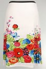 Fusta jerse alb cu imprimeu floral Yokko, 120 lei

Pentru mai multe