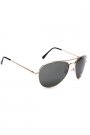 Ochelarii tip aviator au devenit cunoscuti in anii '80, cand Tom