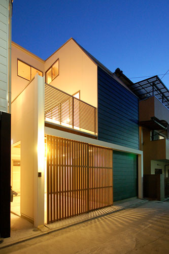 Arhitectura japoneza: Casa D - Arhitectura japoneza - Slide 1 din 13