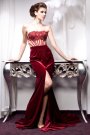Rochie rosie pentru nunta sau alte ocazii speciale disponibila in