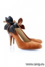Pantofi moderni cu model floral ideali pentru nunta