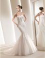 Rochie de mireasa cu model ultramodern disponibila in magazinele