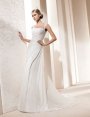 Rochie de mireasa cu model ultramodern disponibila in magazinele