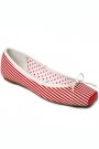 Pantofi din panza, Debenhams
Pret: 55 lei