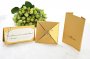 Invitatie realizata din combinatie de doua tipuri de carton.&nbsp;Pret: